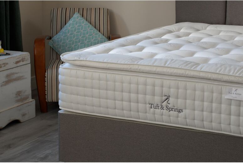 Tuft & Springs Chantilly 3000 Divan Bed Set